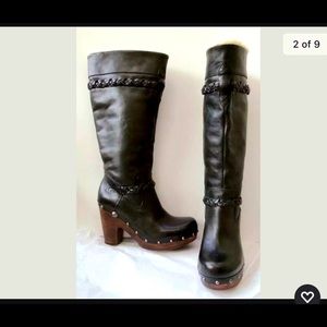 New Womens UGG Savanna Boot!